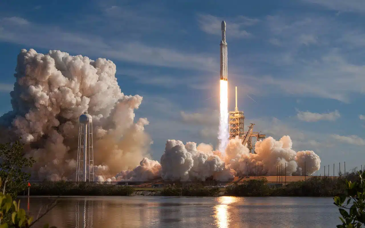 Aerozone Annual Summit 2025: Overcoming Headwinds, Harnessing Tailwinds aerospace rocket ship graphic